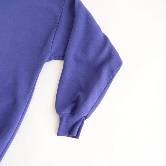 Vintage  Purple with Cats and Flowers Crewneck Sweater - Picture 5 of 12